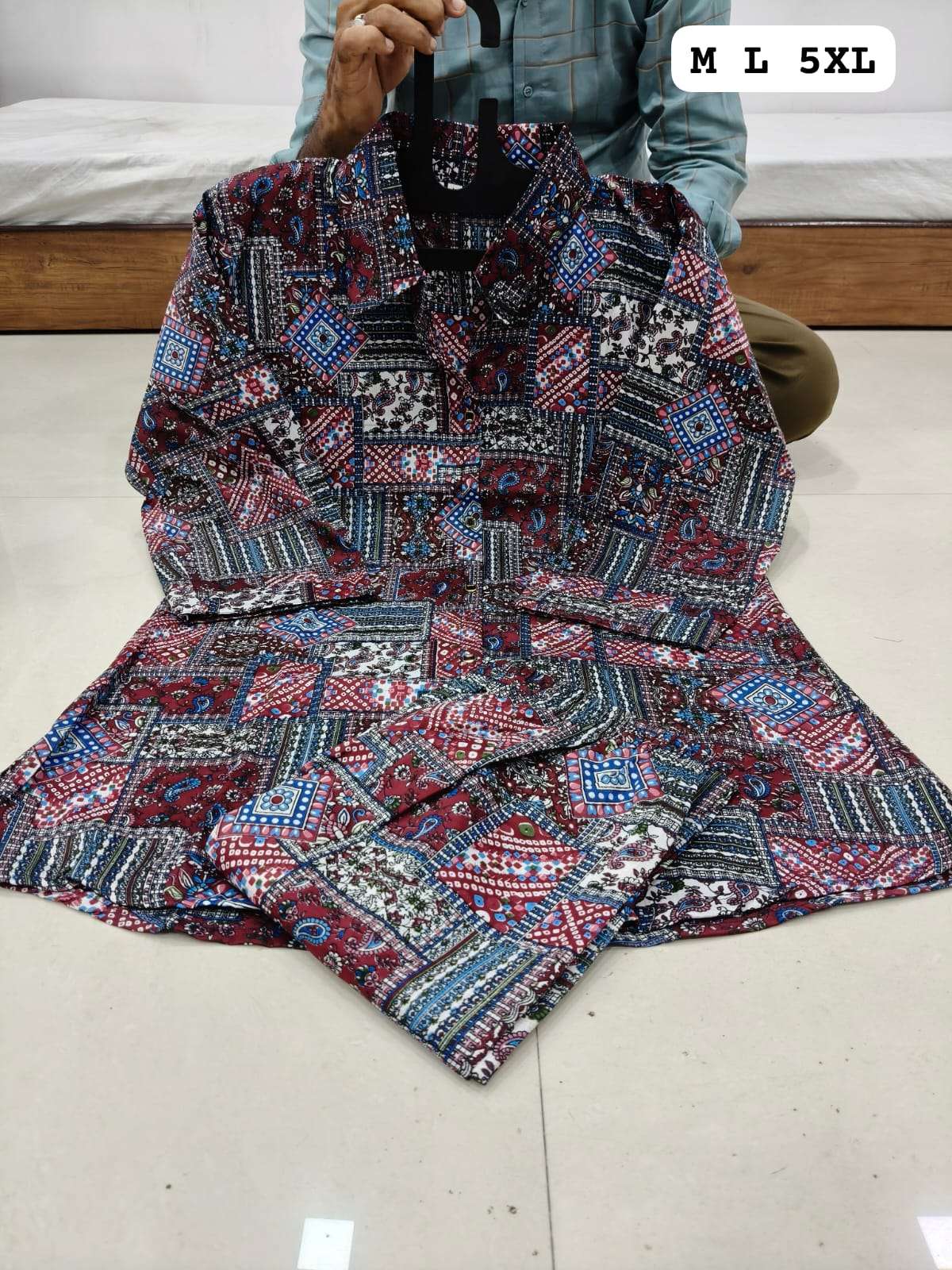 BOUTIQUE QUALITY CRUSH FANCY CORD SET FOR GIRL DAILY SIMPLE WEAR SURAT